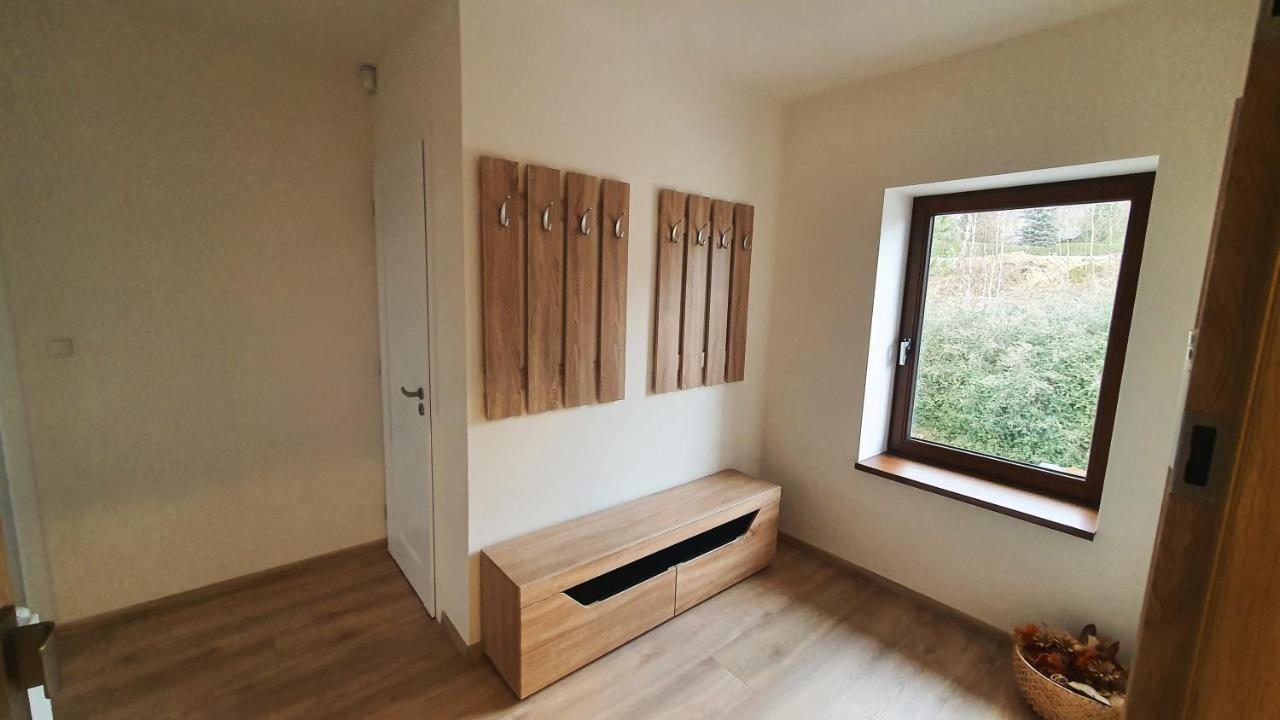 Apartmany เซมิลี ภายนอก รูปภาพ